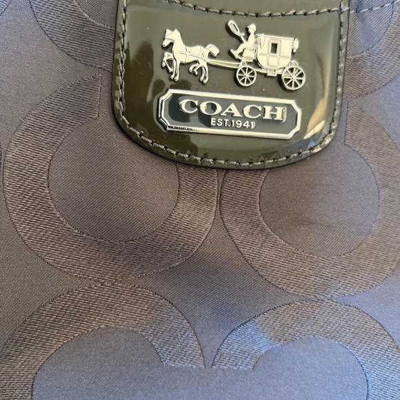 Authentic Coach Shoulder Bag - Picture 5 of 5